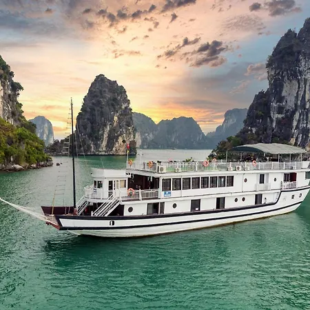 Legend Cruise Hotel